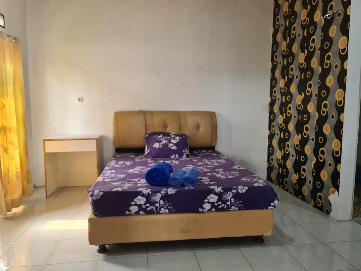 Kampung Istal Villa Pamijahan Bogor Exterior foto